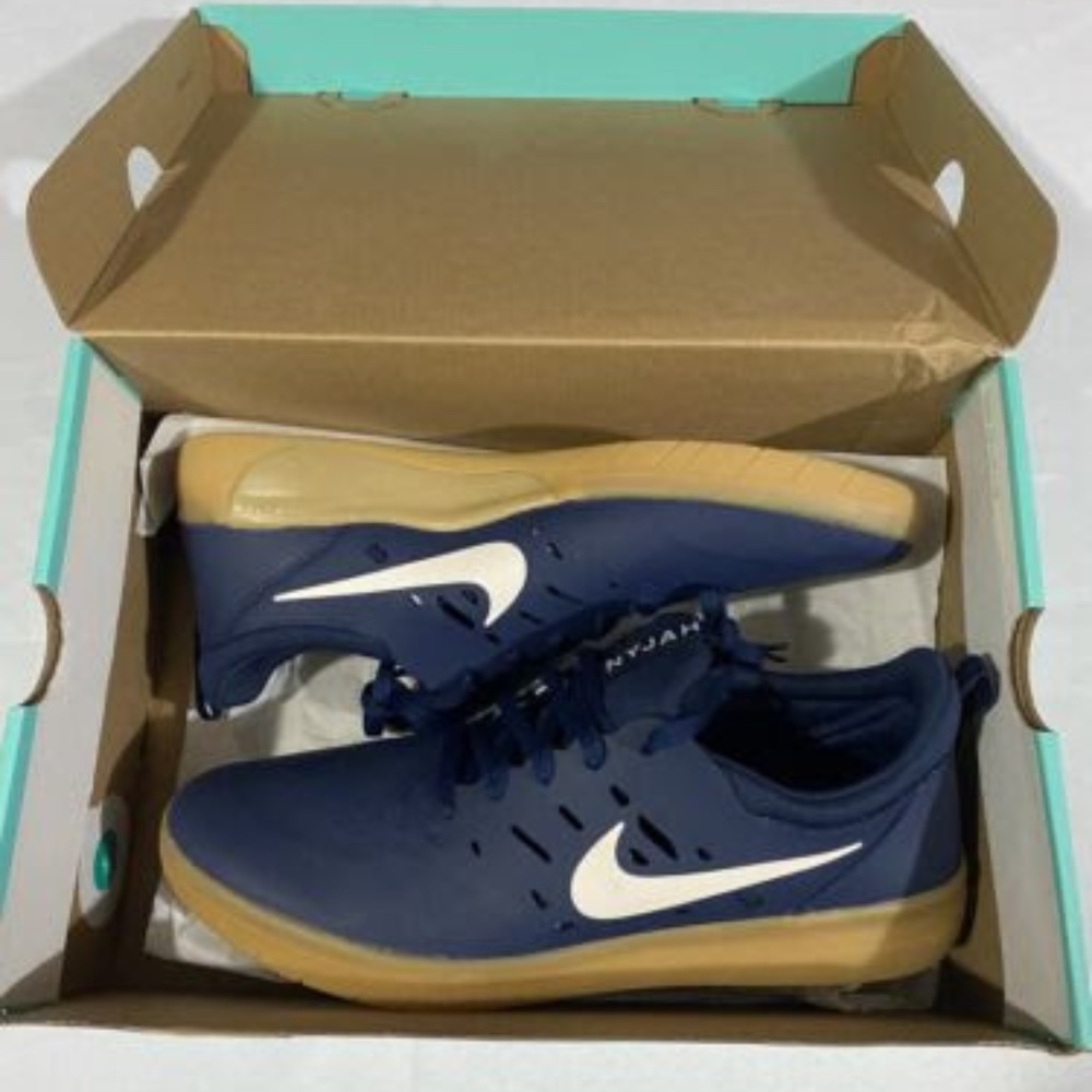 New Mens Size 10 Blue Gum Nike SB Nyjah Free Skateboarding Shoes